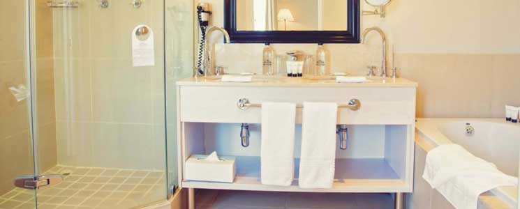 Deluxe Twin Bathroom, Le Franschhoek Hotel and Spa